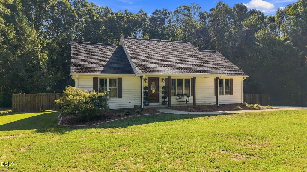 41 Foxcroft Drive, Timberlake