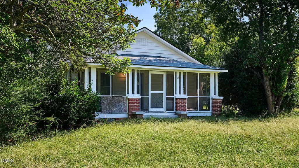 1077 Frazier Road, Spring Hope