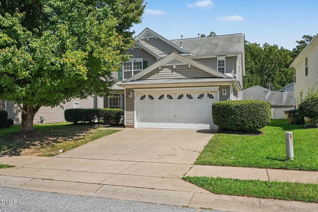204 Georgetowne Drive, Clayton
