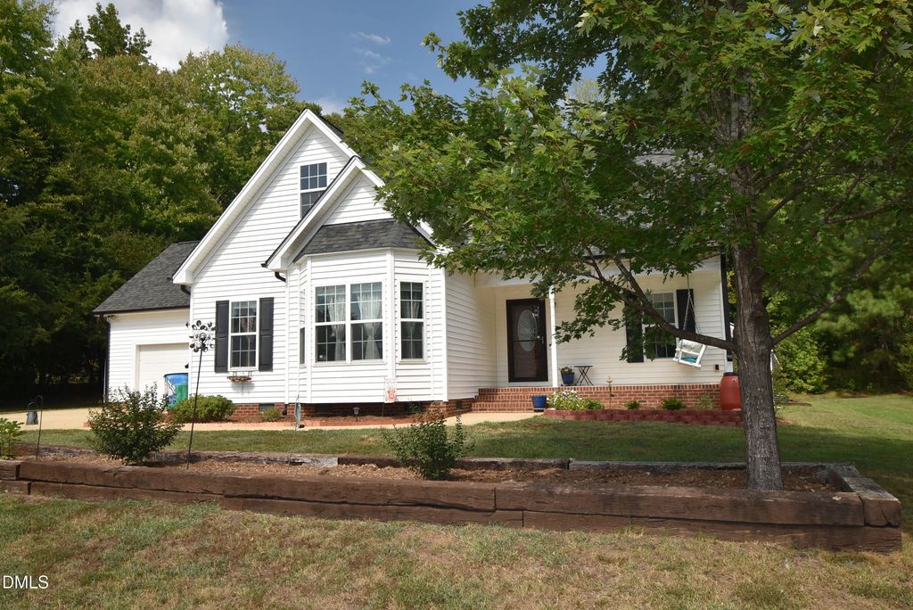 165 Torrington Avenue, Franklinton
