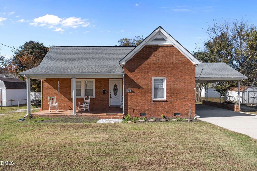 200 S 11th Street, Erwin
