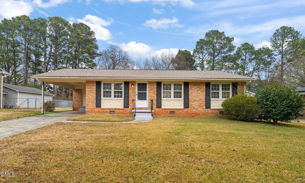 3712 Huntleigh Drive, Raleigh