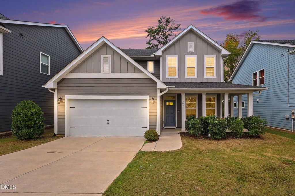 200 Rose Hill Drive, Holly Springs