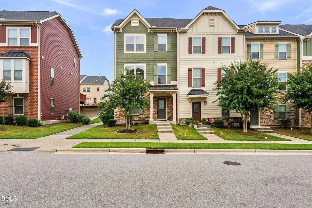 2026 Old Chapman Drive, Apex