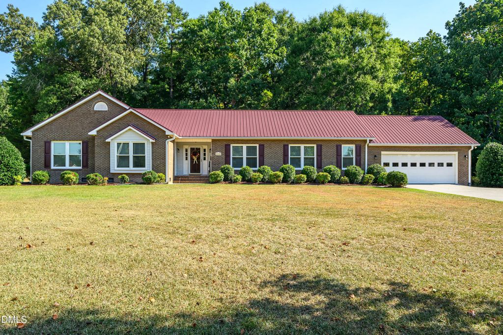 116 Badger Circle, Roxboro