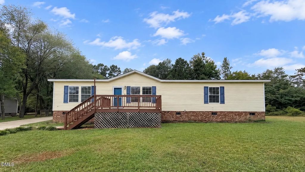 103 Dennis Way, Clayton