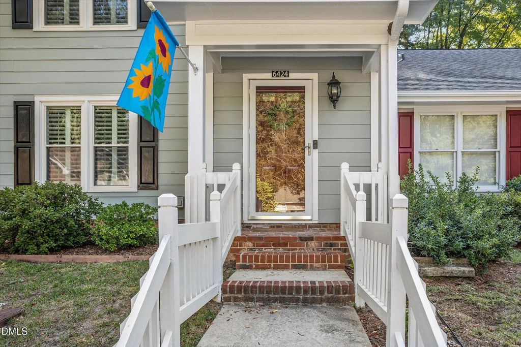 6424 Meadow View Drive, Raleigh