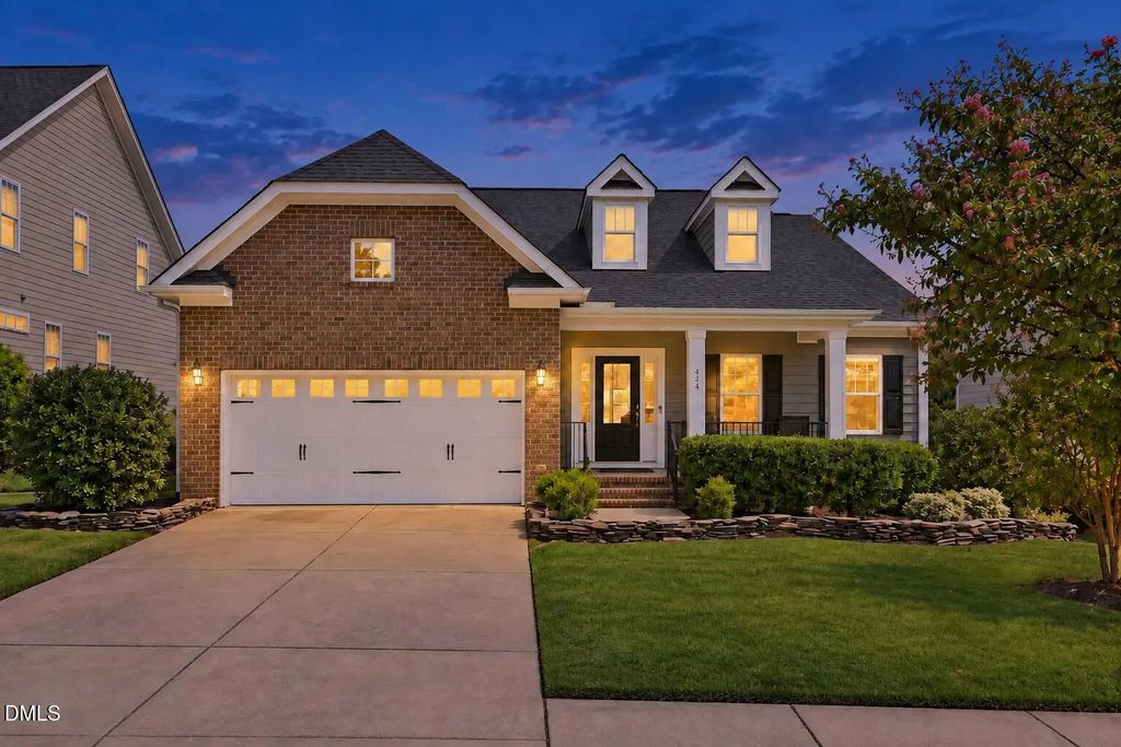 424 Kings Glen Way, Wake Forest
