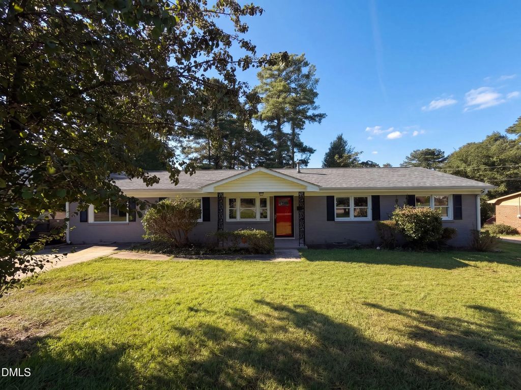 3111 Braddock Drive, Fayetteville
