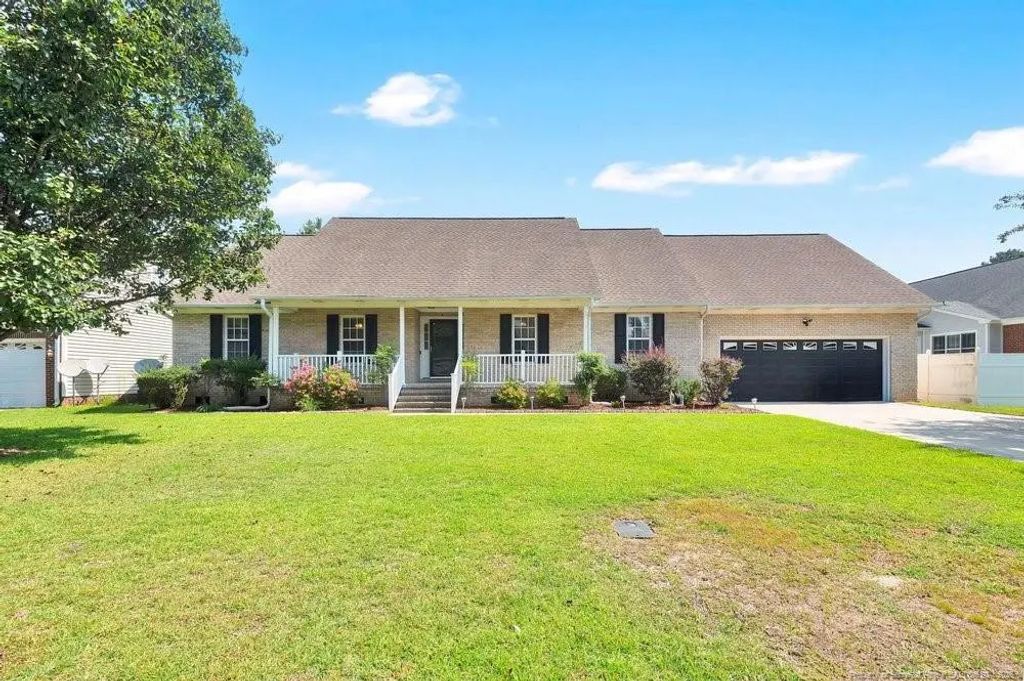 3319 Carlo Rossi Drive, Fayetteville