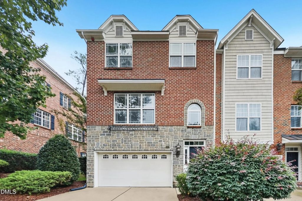 208 Napa Valley Way, Chapel Hill