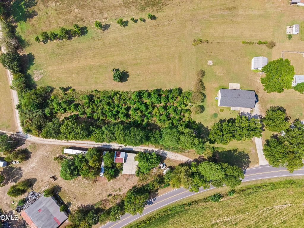 3145 Erwin Chapel Road, Dunn