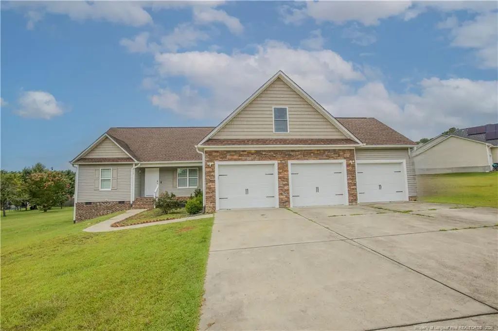 74 Jaylin Oaks Drive, Spring Lake