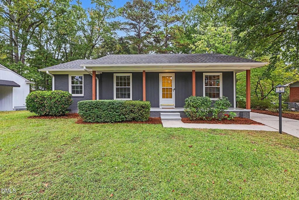 1209 Bentley Lane, Raleigh