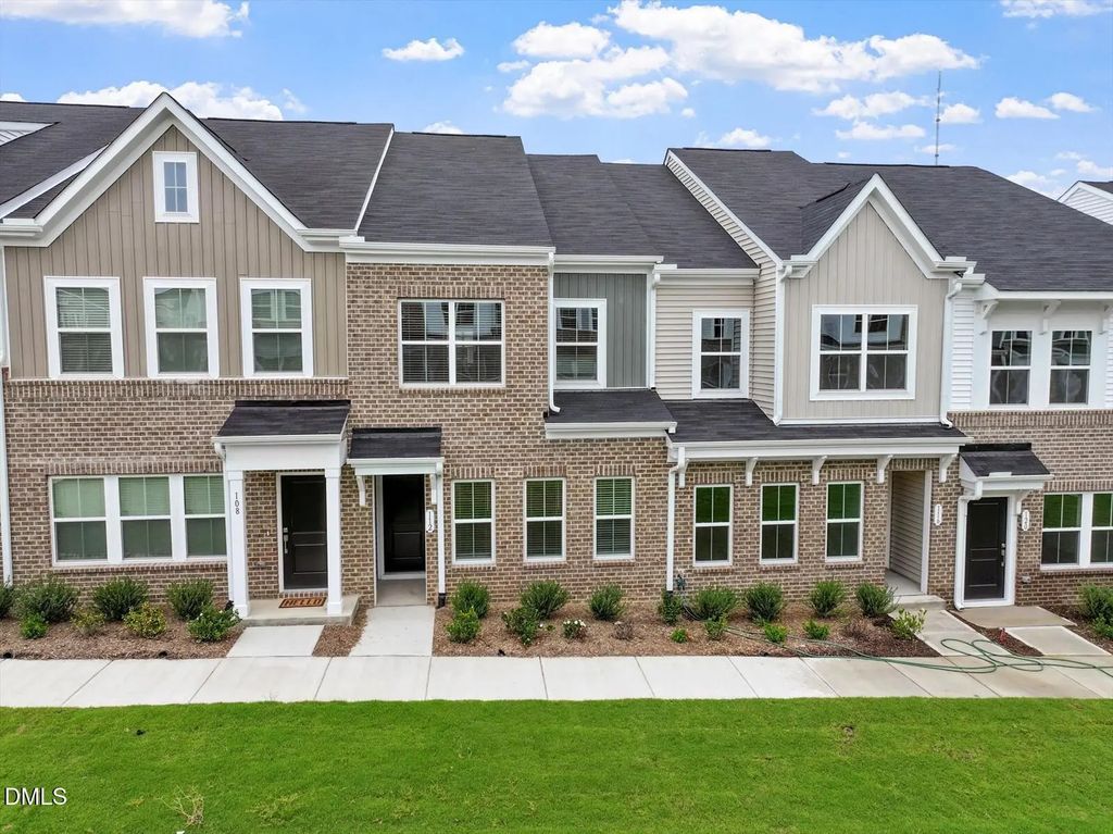 112 Flowering Maple Way 288, Garner