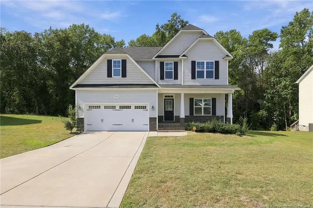 4616 Scenic Pines Drive, Hope Mills