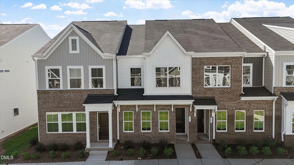 111 Wood Aster Way 301, Garner
