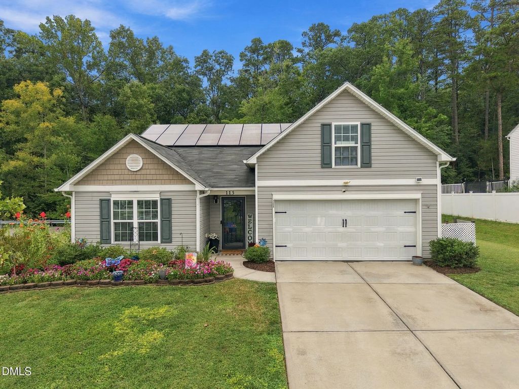 115 Goldenrod Court, Burlington