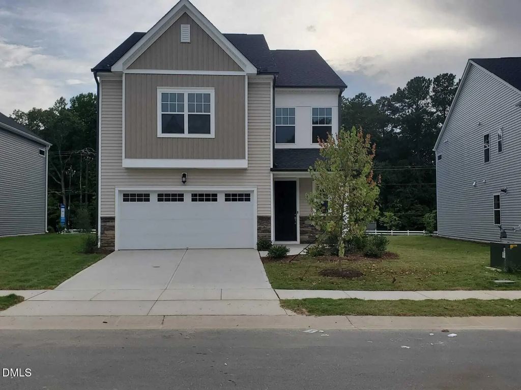 812 Matterhorn Drive, Fuquay Varina