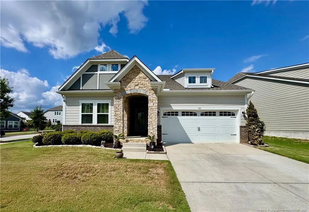 901 Sage Oak Lane, Holly Springs