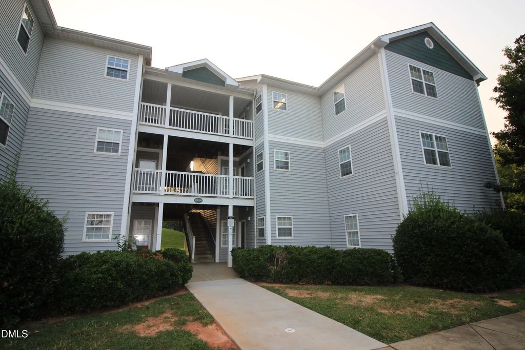 2010 Wolfmill Drive Apt 303, Raleigh