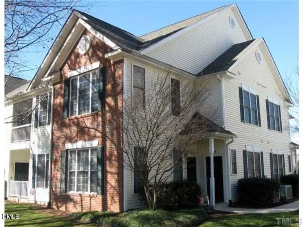 1923 Kudrow Lane 1923, Morrisville