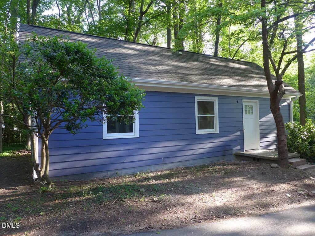 904 E Franklin Street, Chapel Hill