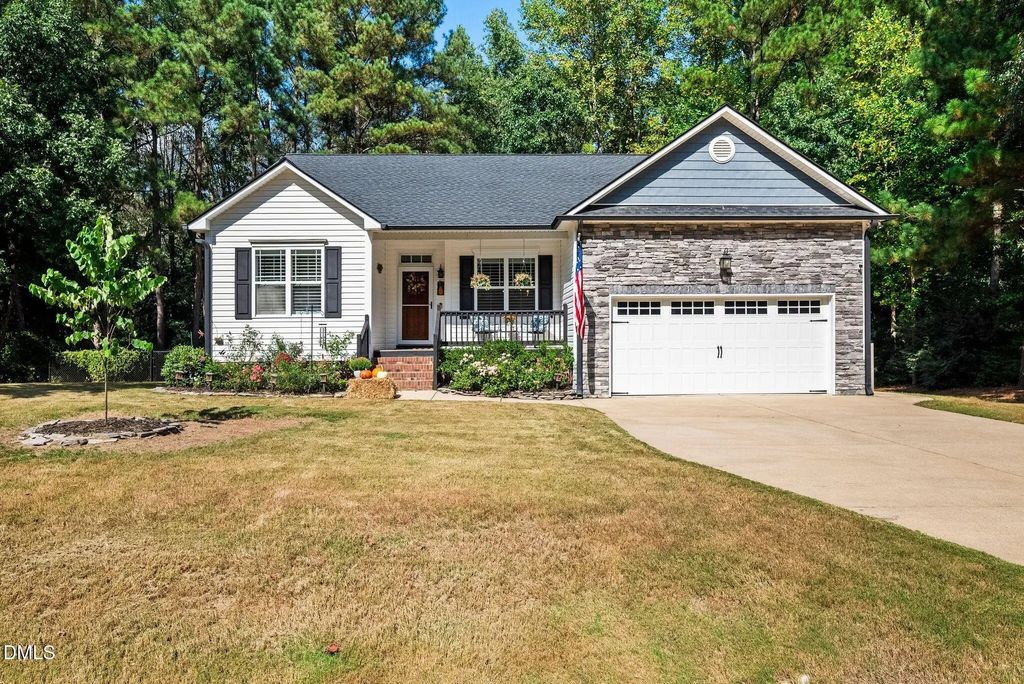 105 Abundant Avenue, Angier
