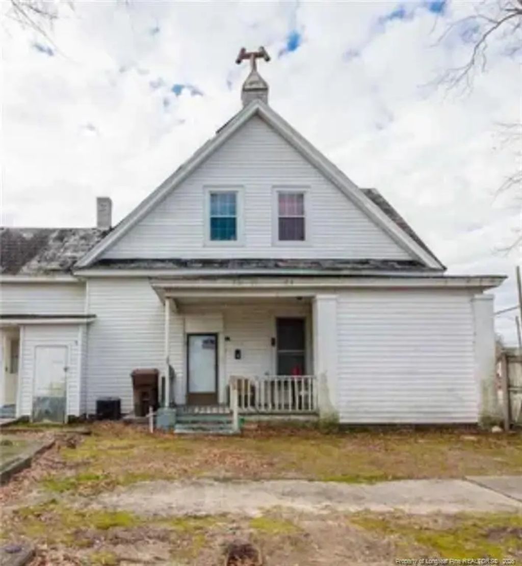 401 S Clinton Avenue A, Dunn