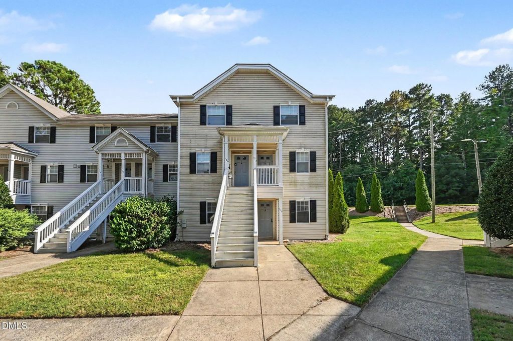 119 Kingsbury Drive, Chapel Hill