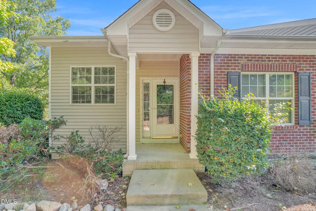 4611 Centrebrook Circle, Raleigh