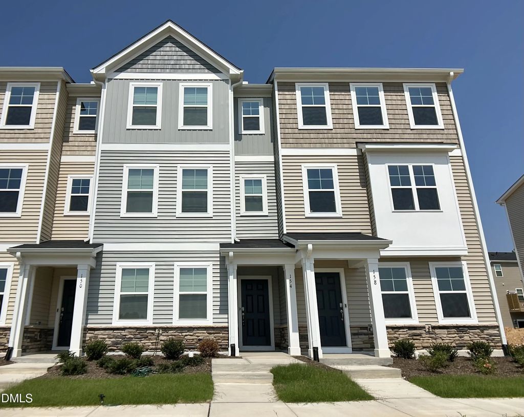 154 Zealand Court, Raleigh