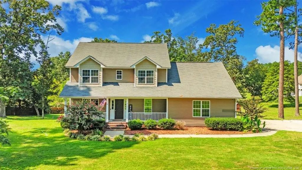 314 Woods Lane, Raeford