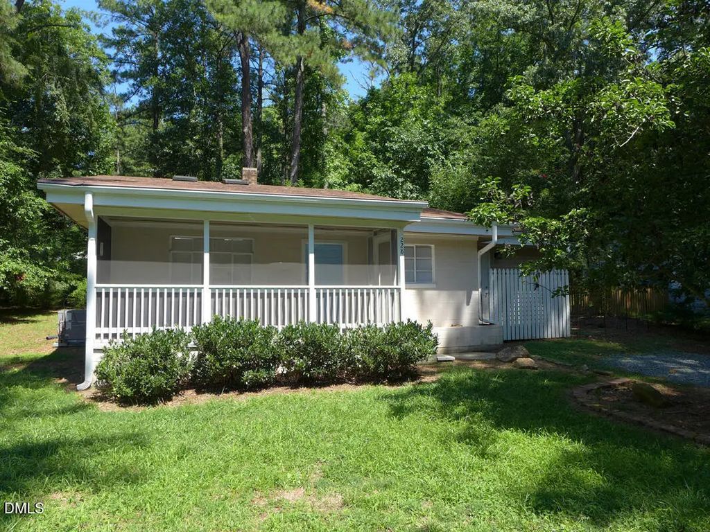 228 Barclay Road, Chapel Hill