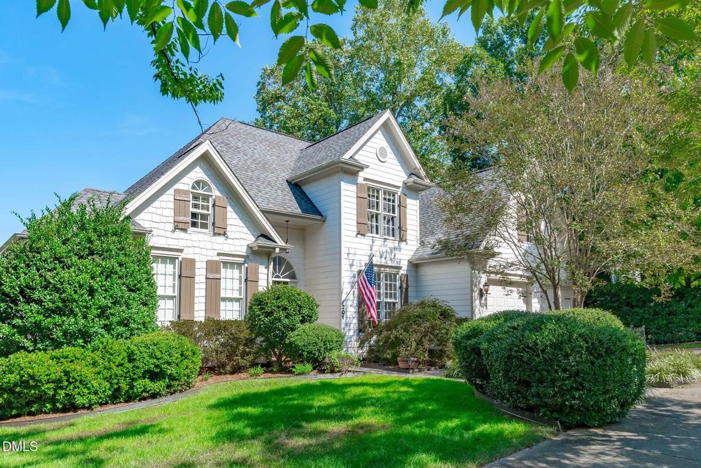 201 Cobblepoint Way, Holly Springs