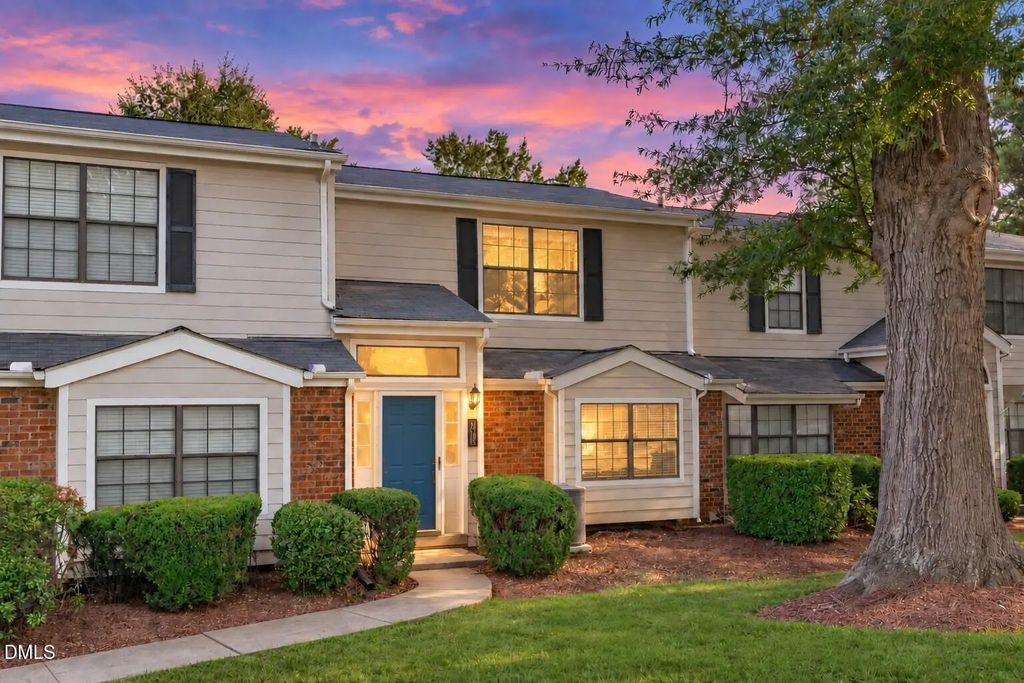 7918 Falcon Rest Circle, Raleigh