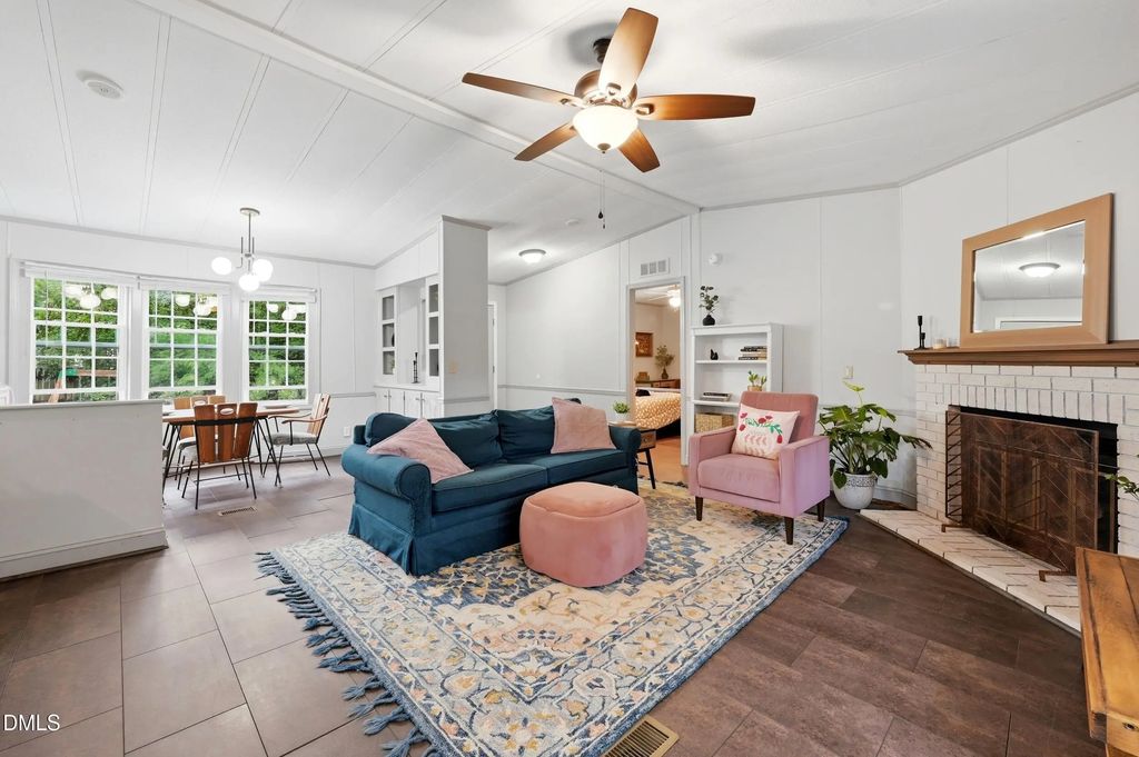 122 Charlie Fields Road, Pittsboro