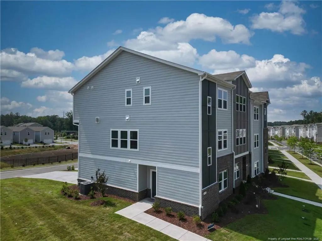 619 Firebrick Drive, Cary