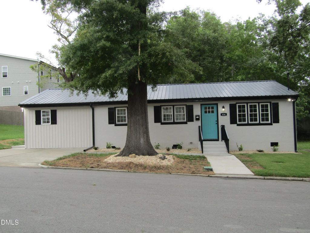 414 Canady Street, Clayton