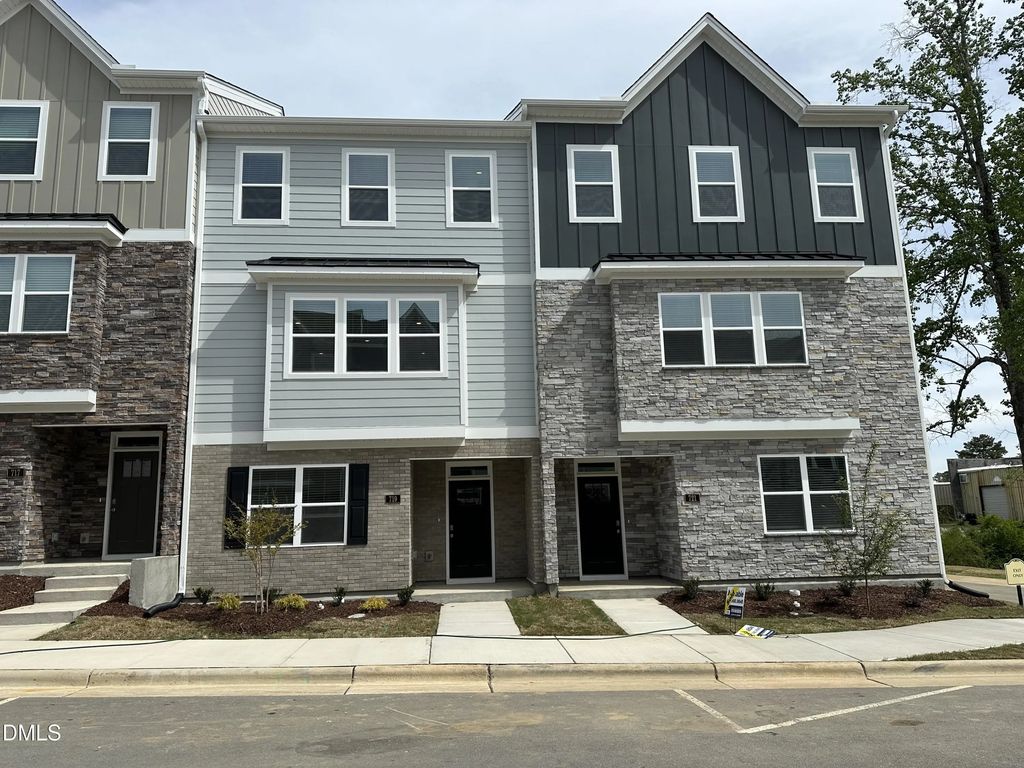 719 Lucky Clover Way, Fuquay Varina