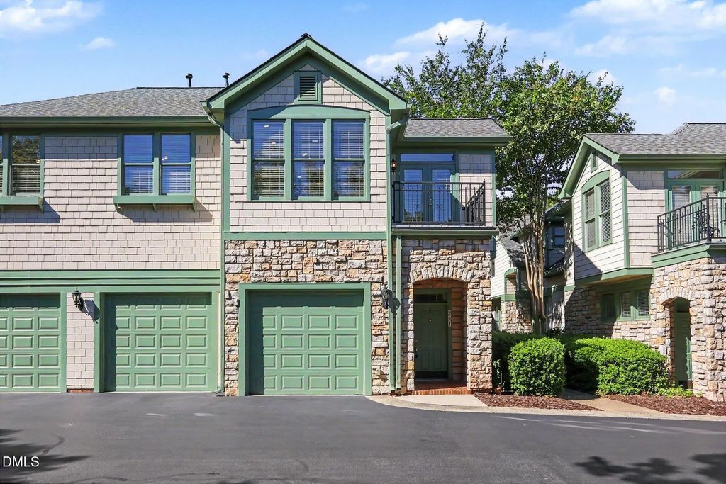 201 Presque Isle Lane, Chapel Hill