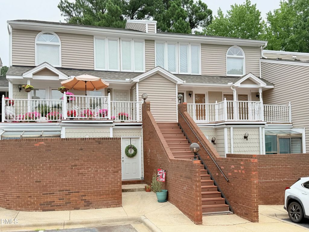 7040 Sandy Forks Road Apt 205, Raleigh