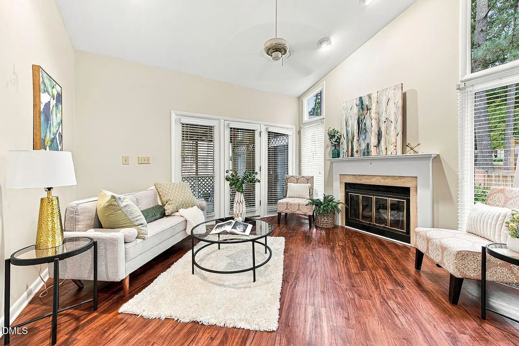 8031 Grey Oak Drive, Raleigh