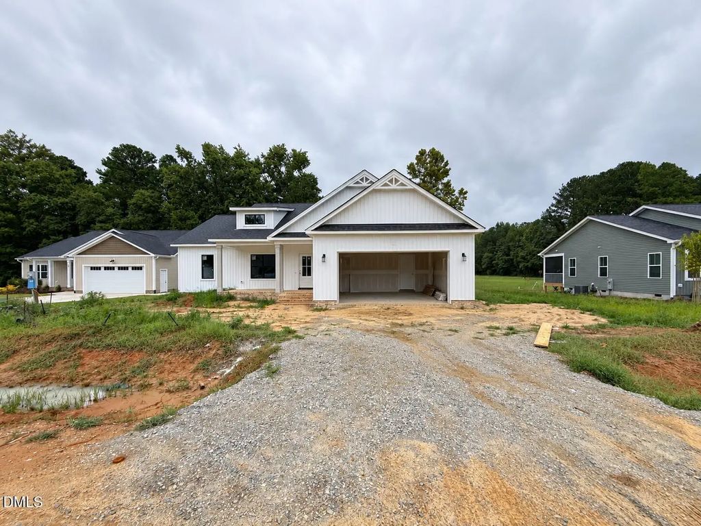 32 Clio Court (16), Selma