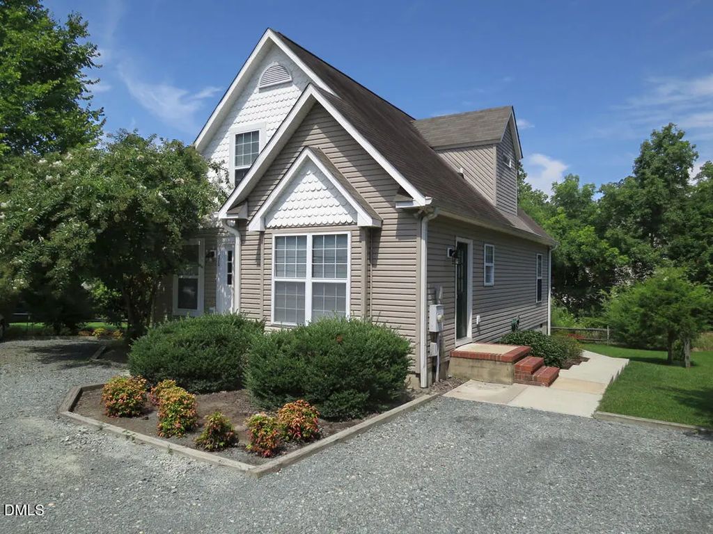 310 Davie Road, Carrboro