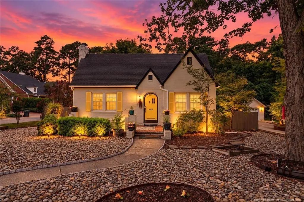 601 Westmont Drive, Fayetteville