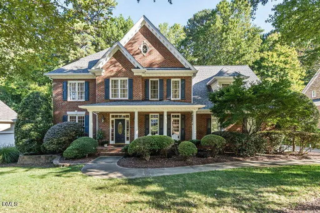 110 Summerview Lane, Cary