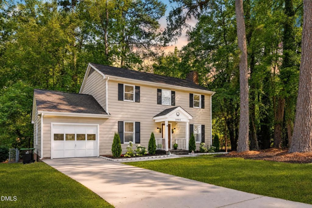 1002 Apache Lane, Apex