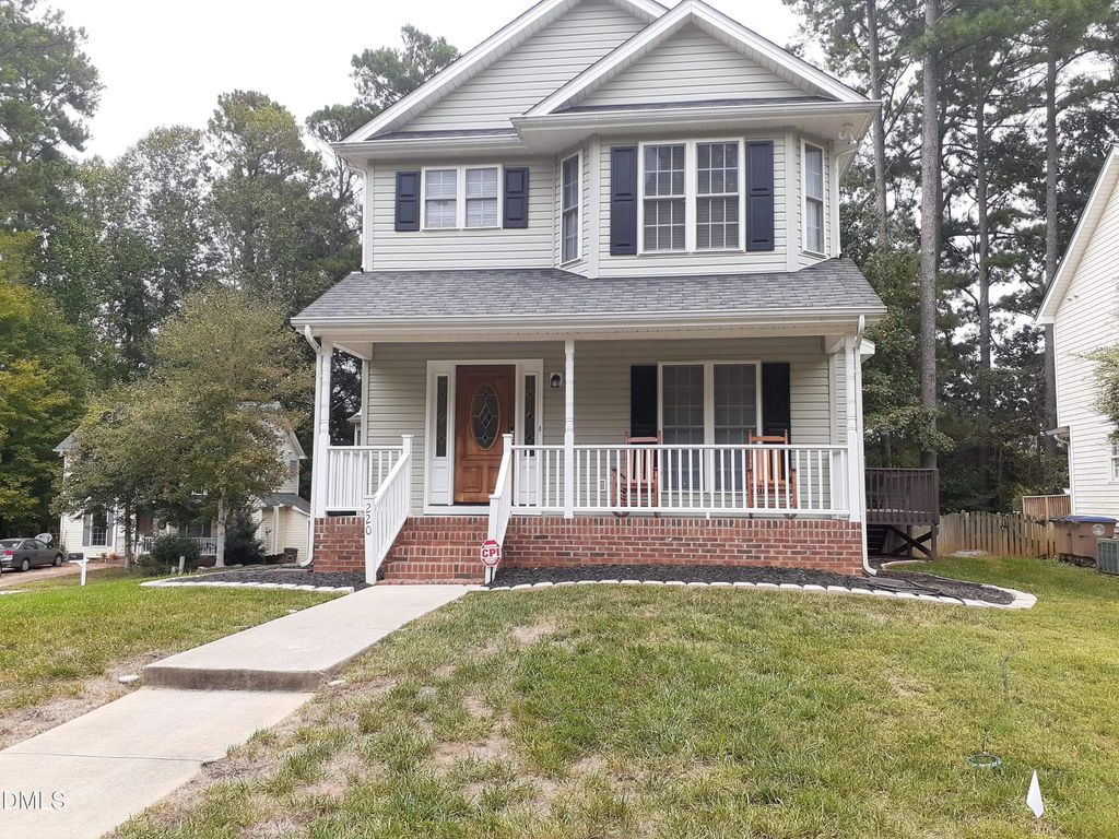 220 Whistling Swan Drive, Wake Forest