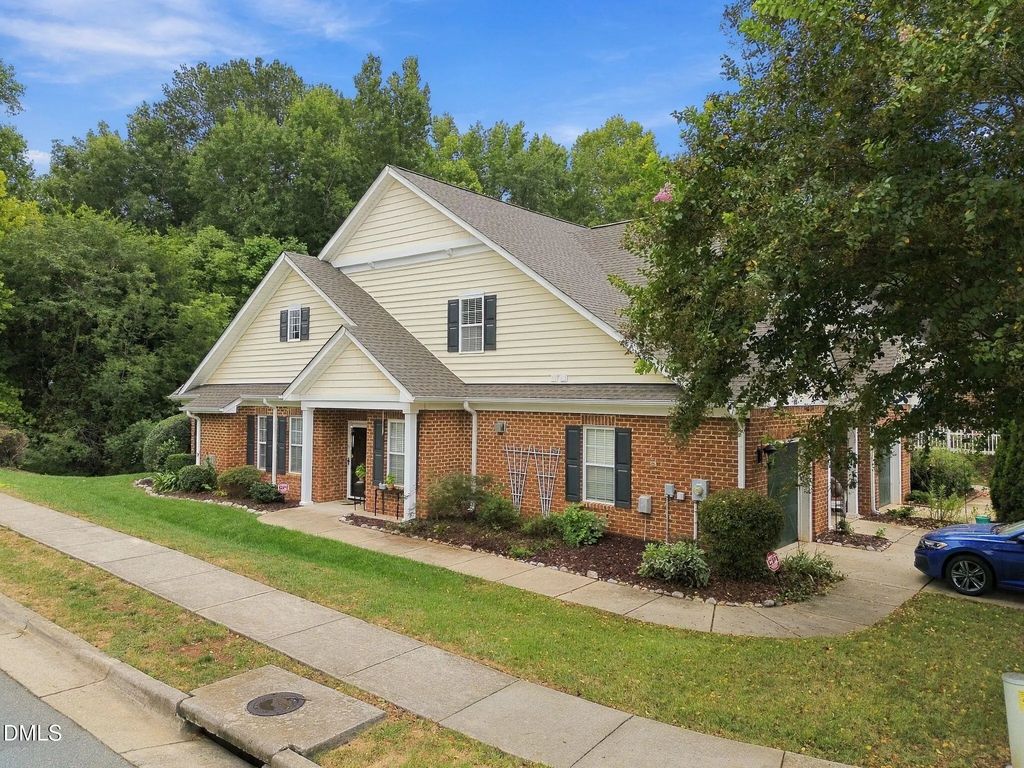 101 Kestrel Court, Mebane